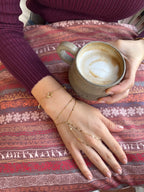 Düğüm Detaylı Zarif Bileklik