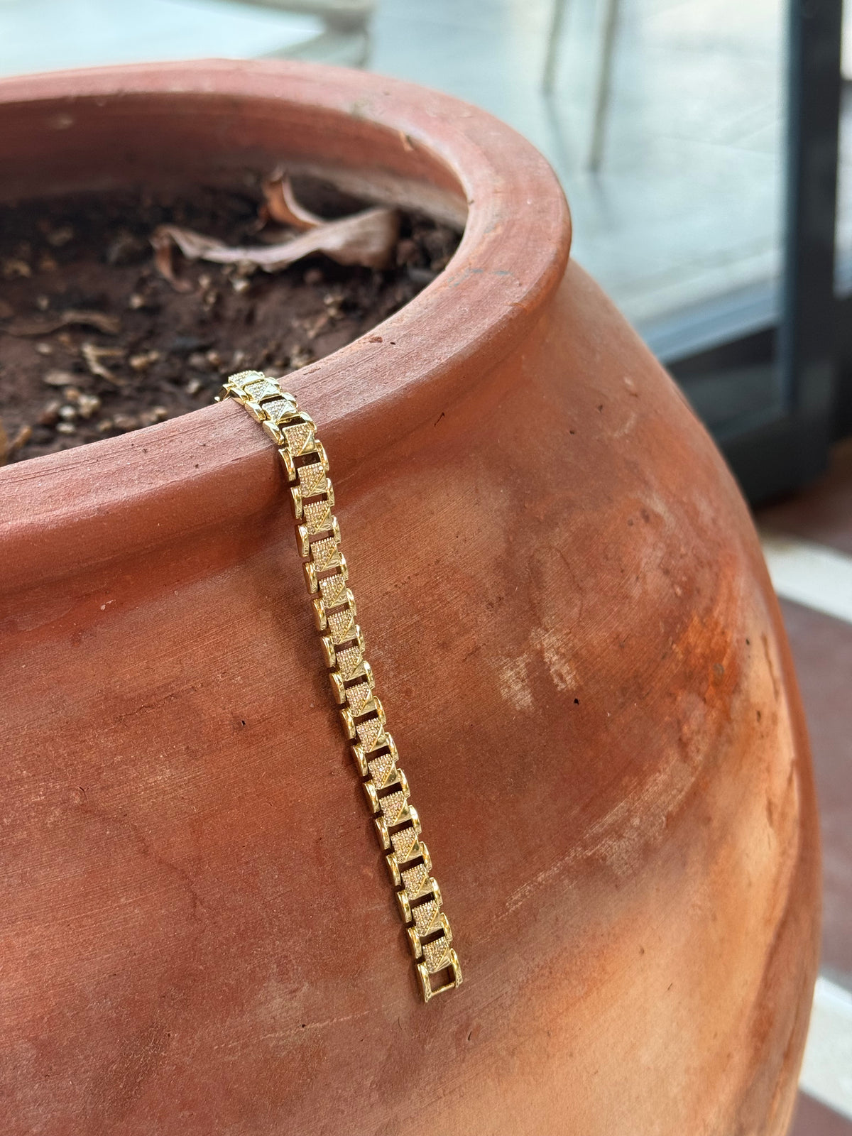 Gold Kare Taşlı Zincir Bileklik