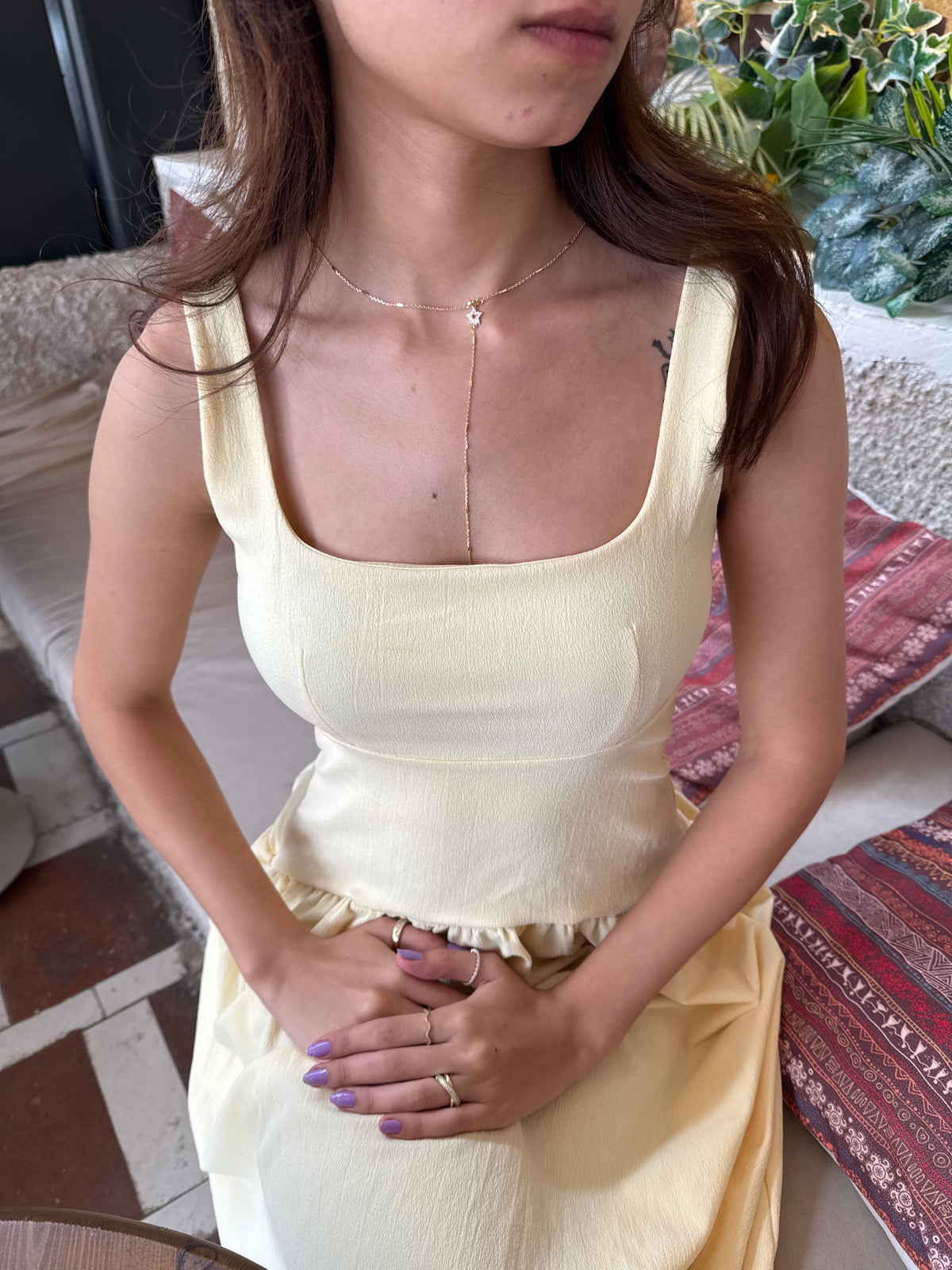 Yıldız Detaylı Uzun Sallantılı Kolye