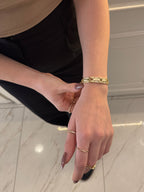 Gold Grek Desenli Taşlı Bileklik