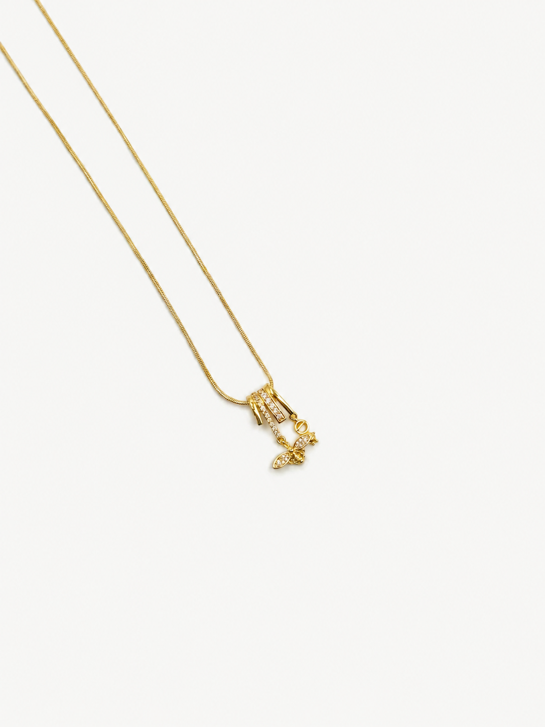 Taşlı Arı Charm Kolye