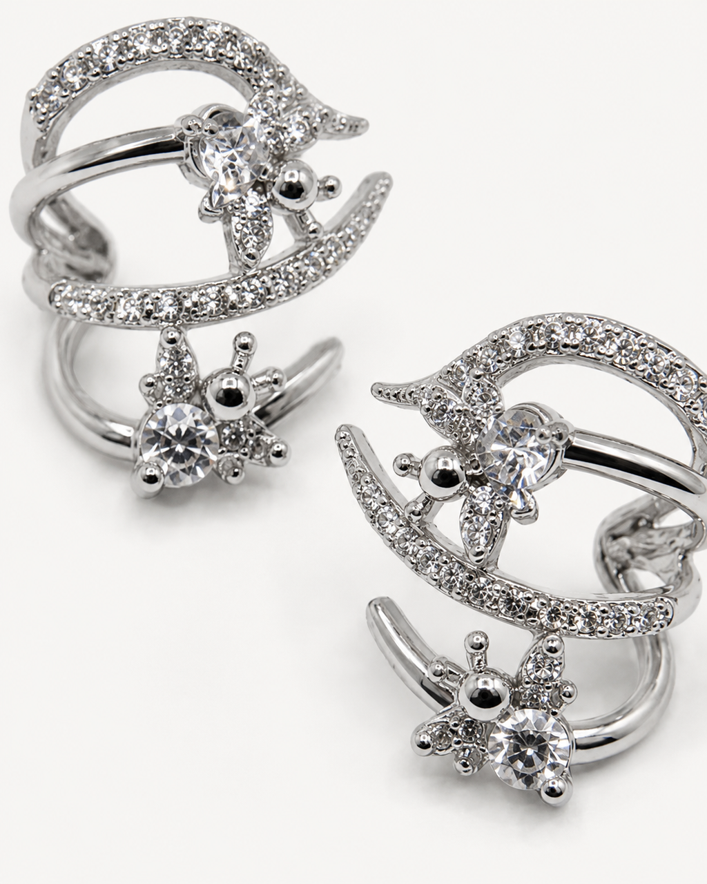 Taşlı Kıvrımlı Ear Cuff Küpe