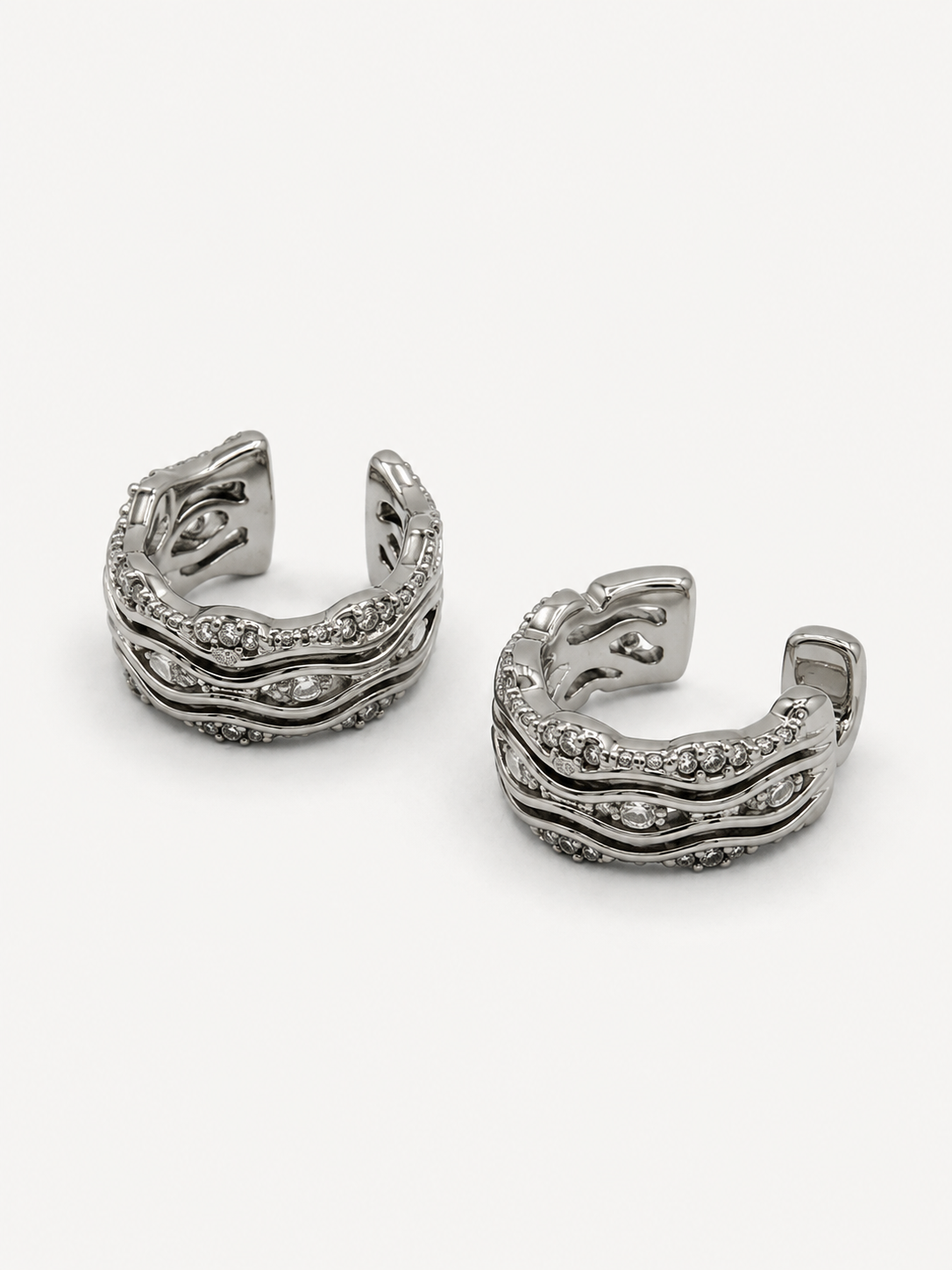 Taşlı Dalga Ear Cuff