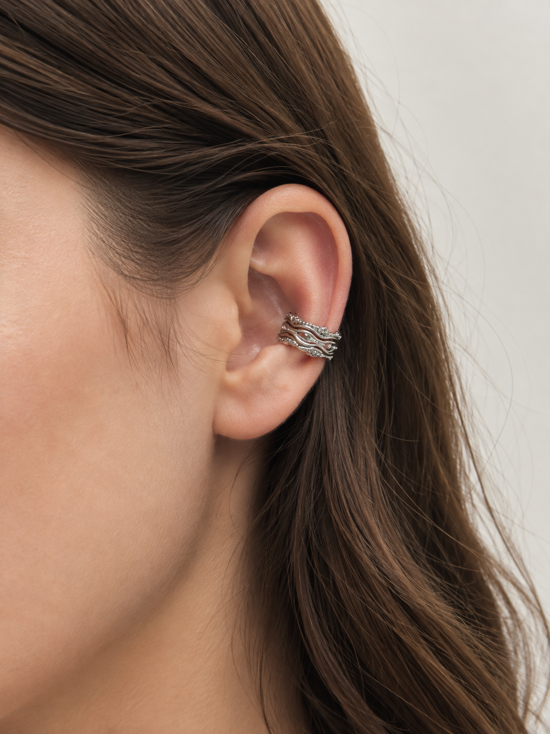 Taşlı Dalga Ear Cuff