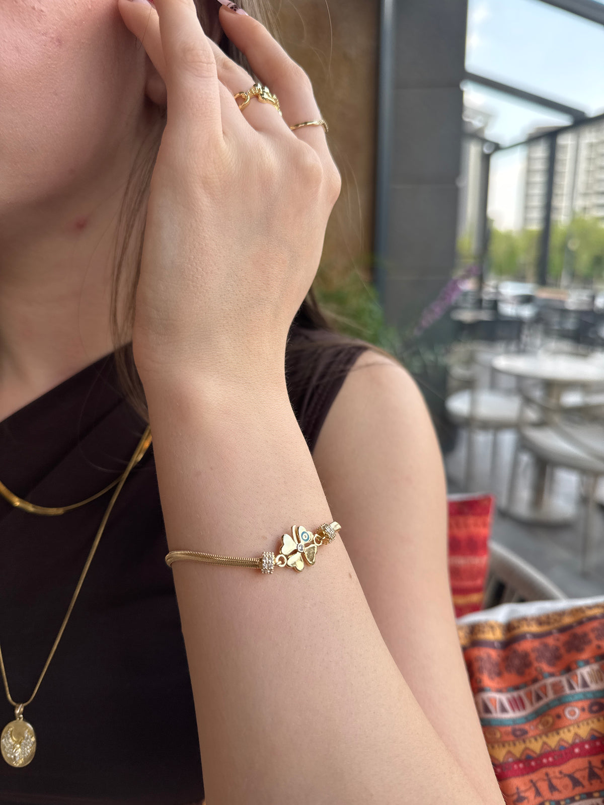 Gold Kelebek Figürlü Bileklik